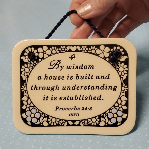 Inspirational Trinity Pottery Hanging Wall Plaque USA Ceramic Proverbs Uplifting - Picture 12 of 12